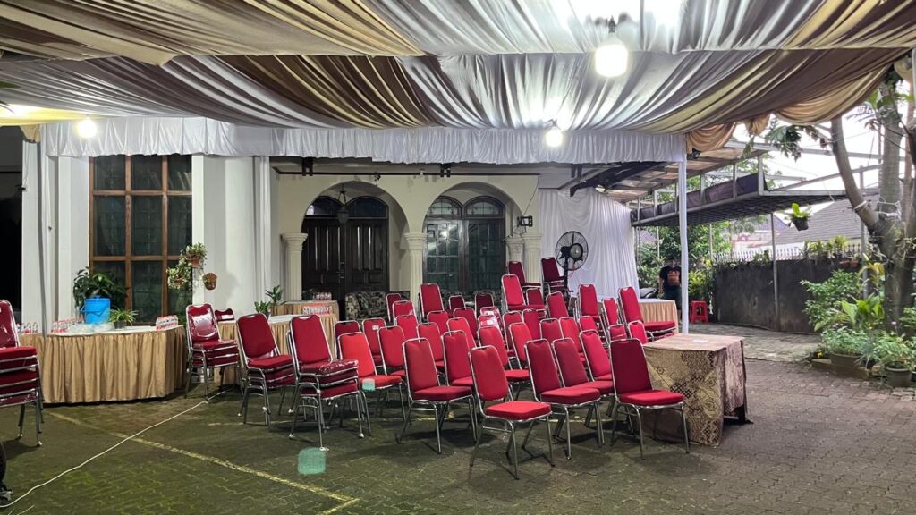 Sewa Kursi Futura