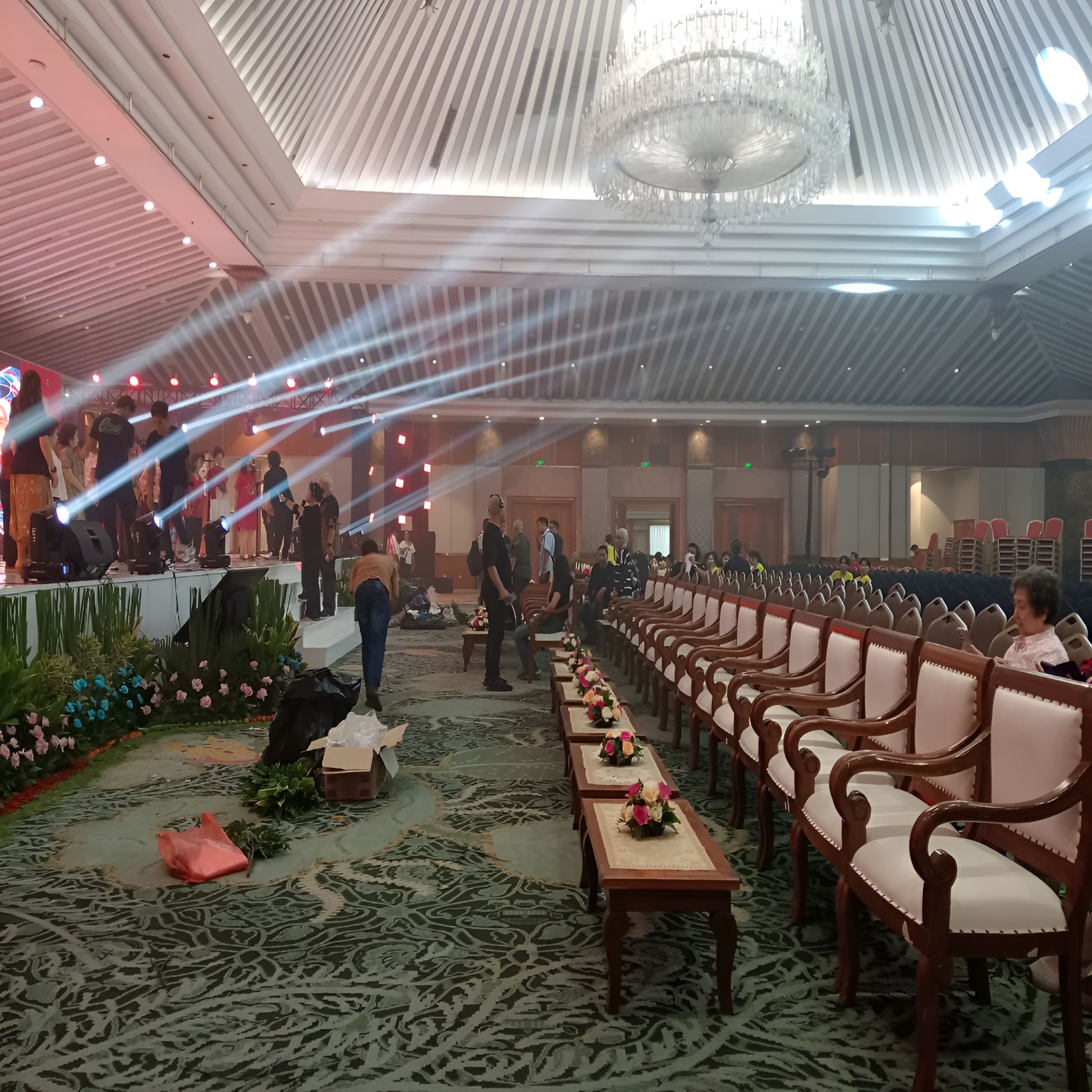 Sewa Kursi Terlengkap